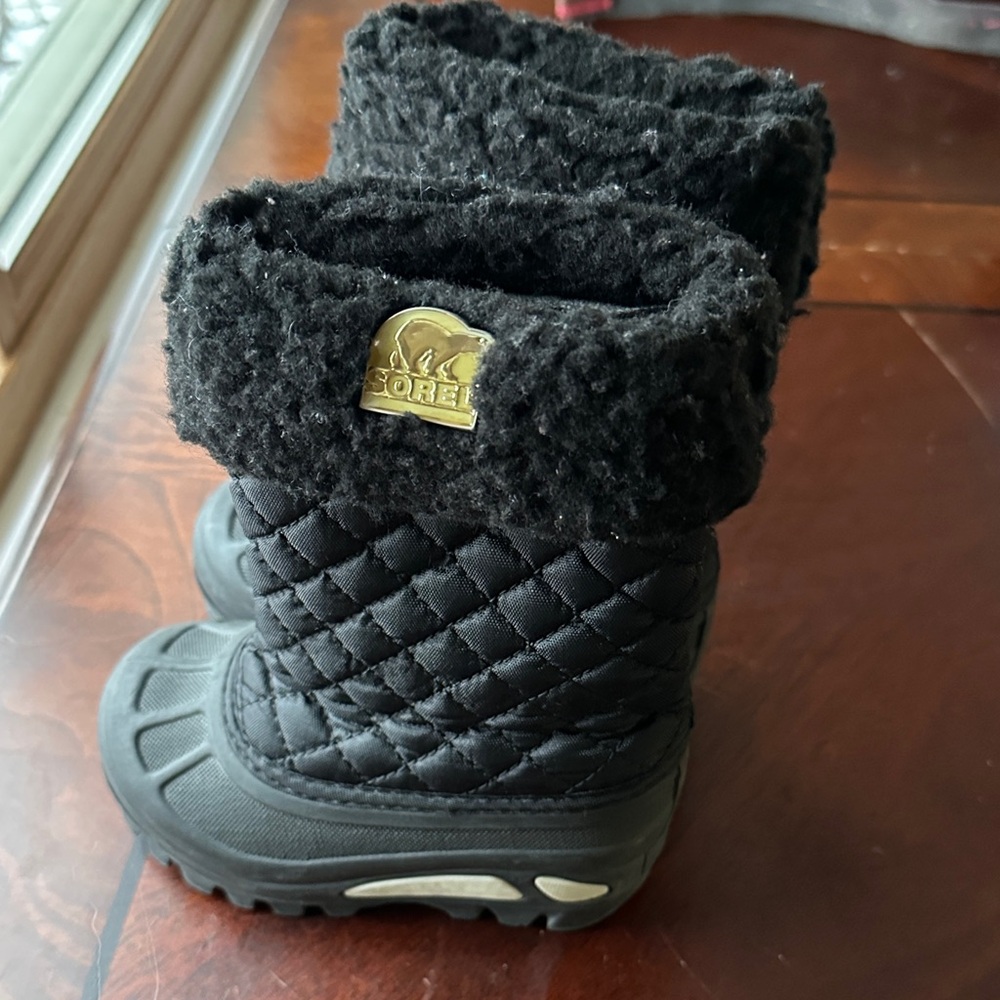 Sorel Black Quilted Kids Boots